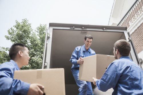 Local moving service helping families and residents with home relocations in Greenwich