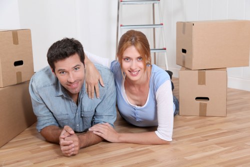 Furniture collection and transport with a removal van